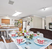 Blue Haze - air conditioned comfort - Hotel Accommodation