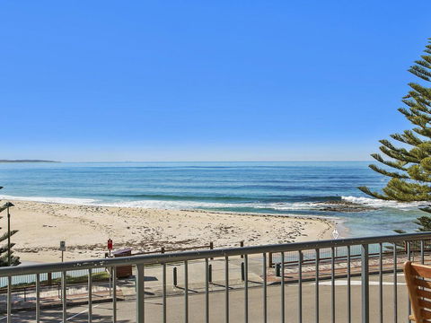 Blue Pacific 8 - Hotel Accommodation 1