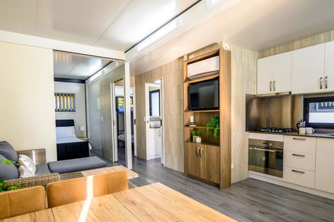 Blue Sapphire Village - Hotel Accommodation 2