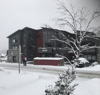 Blues Air 3 - Hotel Accommodation