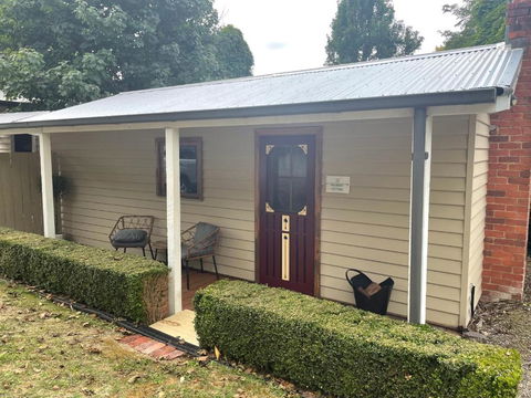 The Mulberry Cottage - Hotel Accommodation 1