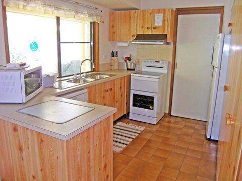 WARR4C - Home Away - Hotel Accommodation 1