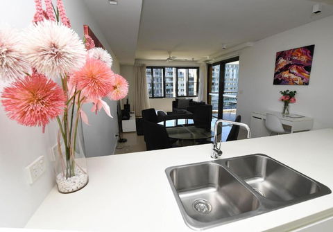 WATERFRONT DARWIN TROPICAL DELIGHT - Hotel Accommodation 1