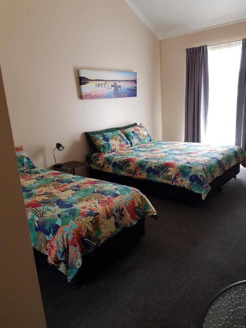 Wentworth Central Motor Inn - Hotel Accommodation 1
