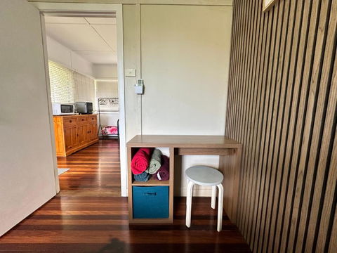 Zen Escape Guest House- Hidden Little Gem, Funky Corner, Boutique Granny Flat - Hotel Accommodation 1
