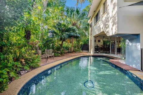 Zen Serene Seascape - Family Pool - BBQ - Markets - Hotel Accommodation 0