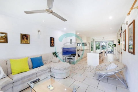 ZEN TREETOPS - Boutique 2-BR Apt W/ Private Pool - Hotel Accommodation 2