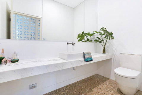 ZenLux Massive 5-BR Holiday Home - Pool - BBQ - Hotel Accommodation 3