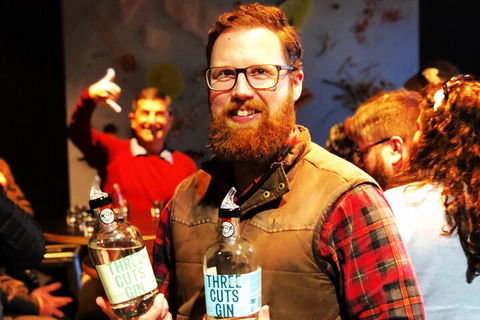 Tamar Valley Wine And Gin Tour With Lunch - Hotel Accommodation 3