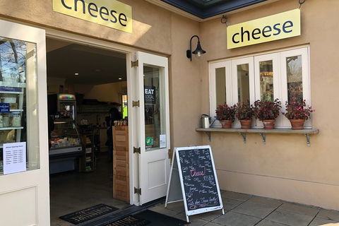 Small Group Adelaide Hills And Hahndorf Hideaway Tour From Adelaide - Hotel Accommodation 0