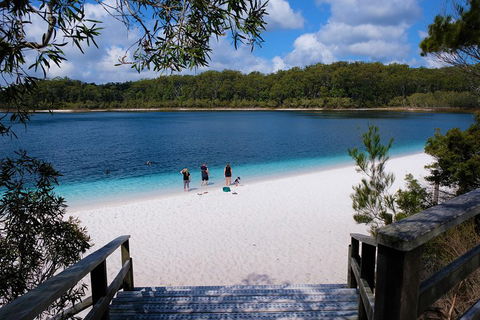 Fraser Island 4WD Tour From Rainbow Beach - Hotel Accommodation 3