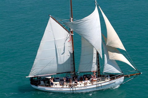 Whitehaven Beach Sailing And Snorkeling Cruise - Hotel Accommodation 5