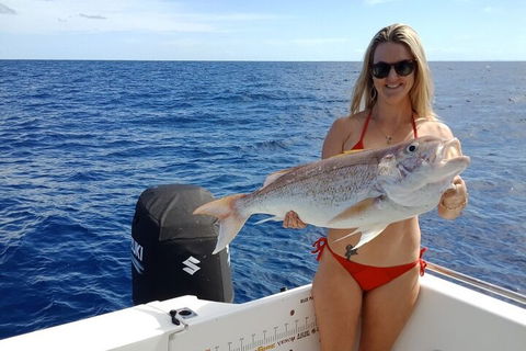 1/2 Day 5 Hour Offshore Fishing Charter - Hotel Accommodation 0