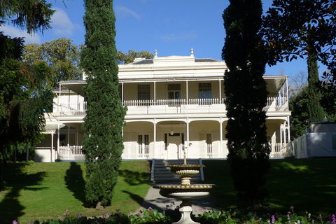 Melbourne City Tour: Lifestyle Of The Rich And Famous - Hotel Accommodation 0