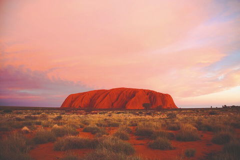 3-Day Alice Springs To Uluru (Ayers Rock) Via Kings Canyon Tour - Hotel Accommodation 0