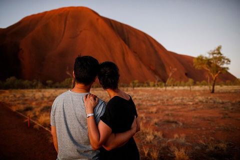 Uluru Sunrise And Guided Base Walk - Hotel Accommodation 2