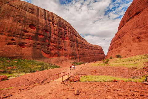 Kata Tjuta Sunrise And Valley Of The Winds Half-Day Trip - Hotel Accommodation 3