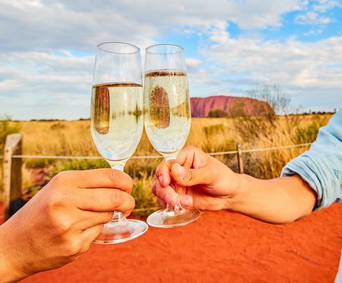 Uluru (Ayers Rock) Sunset Tour - Hotel Accommodation 4