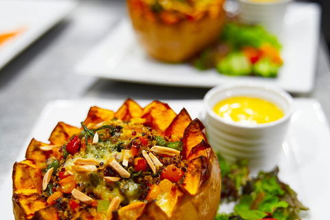 Spirit Of Melbourne Dinner Cruise - Hotel Accommodation 2