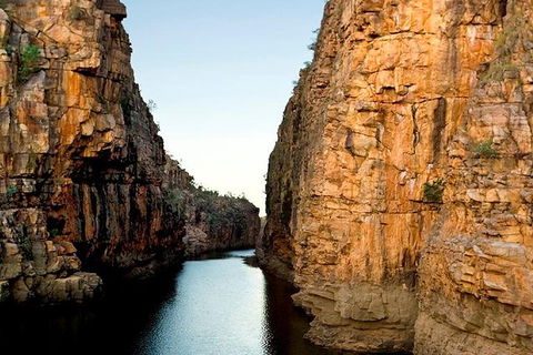 Kakadu Yellow Waters & Katherine Gorge Helicopter Scenic - Hotel Accommodation 3