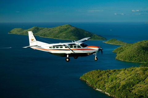 Reef And Island Scenic Flight From Airlie Beach - Hotel Accommodation 3