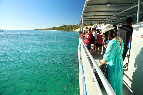 Adventure Moreton Island Wrecks Adventure Package - Hotel Accommodation 1