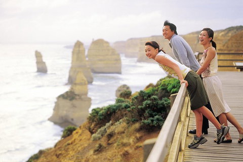 Melbourne Super Saver: Great Ocean Road + Phillip Island + Attraction Pass - Hotel Accommodation 2