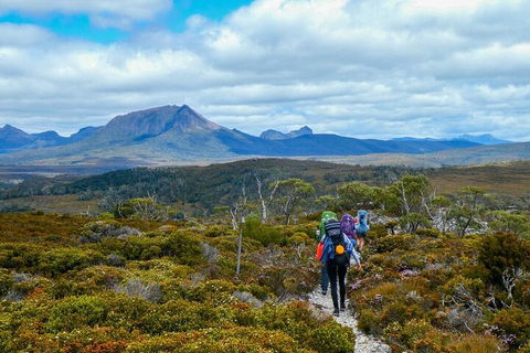 6 Day Trek The Cradle Mountain Overland Track - Hotel Accommodation 5