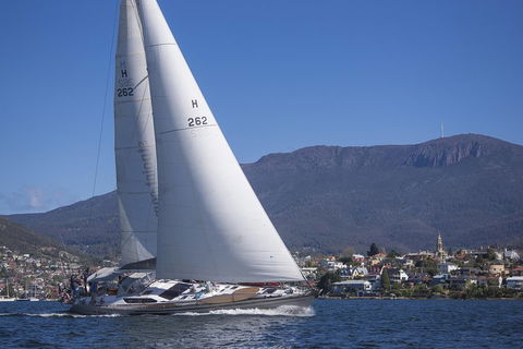 Half-Day Sailing On The Derwent River From Hobart - Hotel Accommodation 0