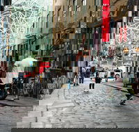 Melbourne Laneways and Waterways - Hotel Accommodation