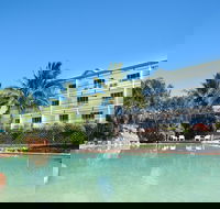 Fraser Explorer K'gari 2-Day Tour - Hotel Accommodation