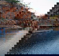 Darwin to Katherine Day Trip by Air Including Nitmiluk Katherine Gorge Cruise - Hotel Accommodation