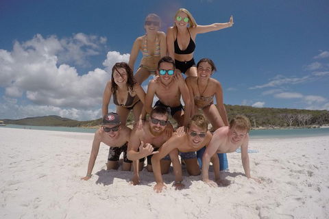 2-Day Whitsundays Sailing Adventure: SV Whitehaven - Hotel Accommodation 2