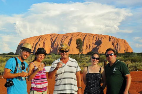 Ayers Rock Day Trip From Alice Springs Including Uluru, Kata Tjuta And Sunset BBQ Dinner - Hotel Accommodation 0