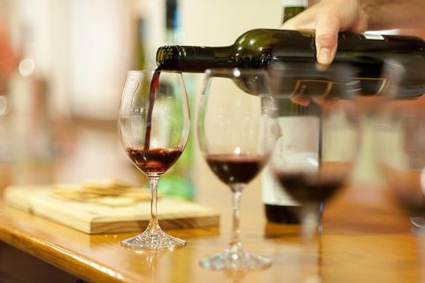 McLaren Vale And Glenelg Wine Tasting And Sightseeing (Half-day Afternoon) - Hotel Accommodation 1
