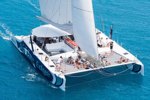 Sunset Sail In The Whitsundays - Hotel Accommodation 1