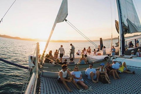Sunset Sail In The Whitsundays - Hotel Accommodation 3