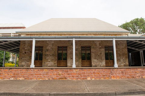 Private WW2 Bombing Of Darwin Tour - Hotel Accommodation 5