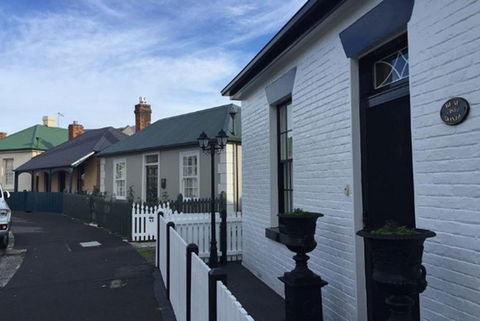 Walking Tour: Highlight Of Battery Point - Hotel Accommodation 2