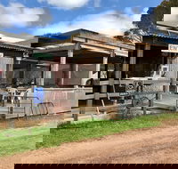 Kangaroo Island Half Day Food and Wine Trail Tour - Hotel Accommodation