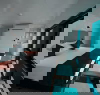 2 Day Great Barrier Reef Reefsuites Experience - Hotel Accommodation