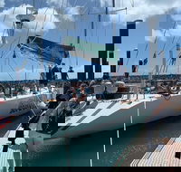 2-Night Whitsundays Sailing Cruise incl. Whitehaven Beach  Great Barrier Reef - Hotel Accommodation