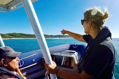 Julian Rocks Byron Bay Cruise - Hotel Accommodation 3