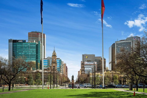 Adelaide Highlights, Hahndorf & McLaren Vale Wine Tasting And Sightseeing Tour - Hotel Accommodation 1