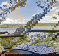 Sunshine Coast Private Scenic Guided Tour Inc. 2-Course Gourmet Lunch - Hotel Accommodation