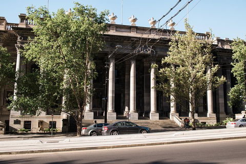 Be An Adelaide Local: Intimate Walk - Hotel Accommodation 2