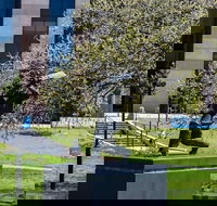 Historic Adelaide  Architecture 90- minute Pedicab Experience - Hotel Accommodation