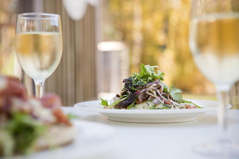 Overnight Daylesford And Macedon Ranges Gourmet Food Trail Tour From Melbourne - Hotel Accommodation 3