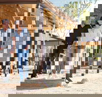 Alice Springs Highlights Tour - Hotel Accommodation