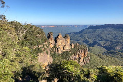 Luxury Blue Mountains Tour With Aussie BBQ Lunch And Wine Tasting - Hotel Accommodation 1